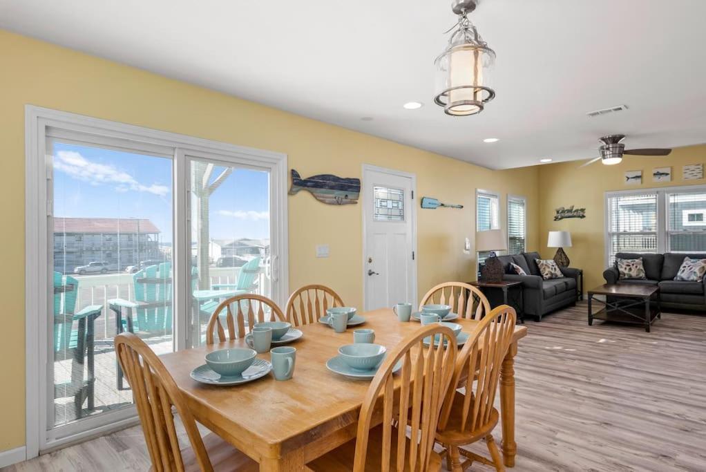 Villa Pool Haven Ocean View Oak Island Esterno foto