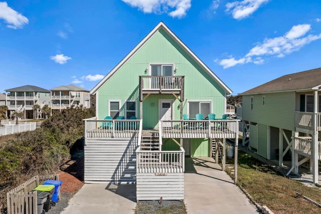 Villa Pool Haven Ocean View Oak Island Esterno foto