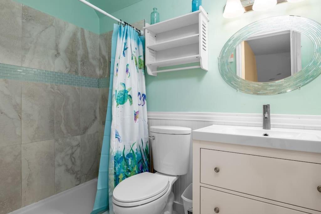 Villa Pool Haven Ocean View Oak Island Esterno foto