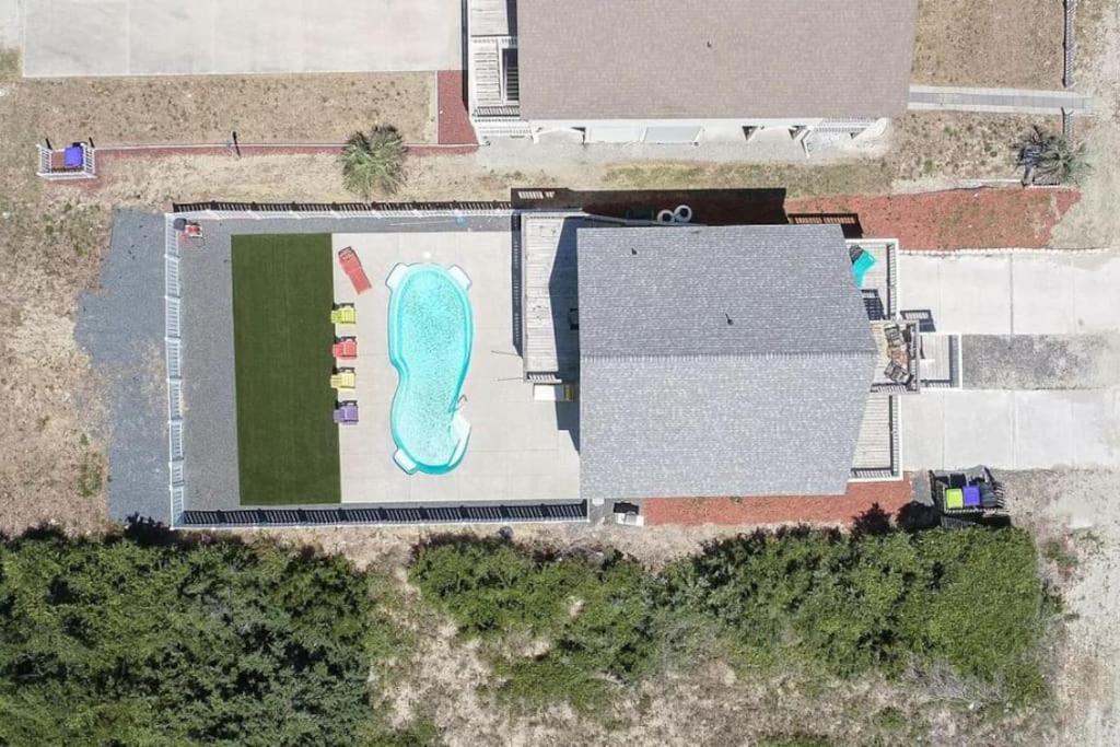 Villa Pool Haven Ocean View Oak Island Esterno foto