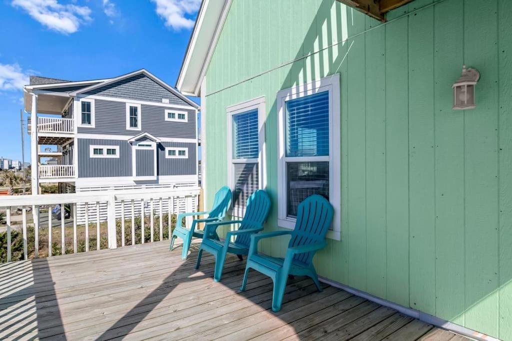 Villa Pool Haven Ocean View Oak Island Esterno foto